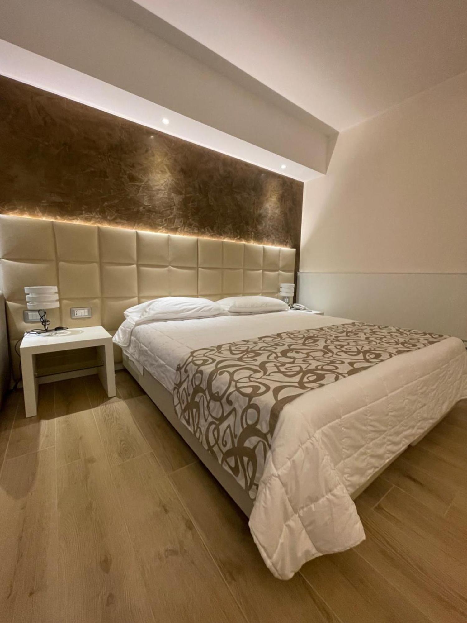 Hotel Conca Verde Lignano Sabbiadoro Bagian luar foto