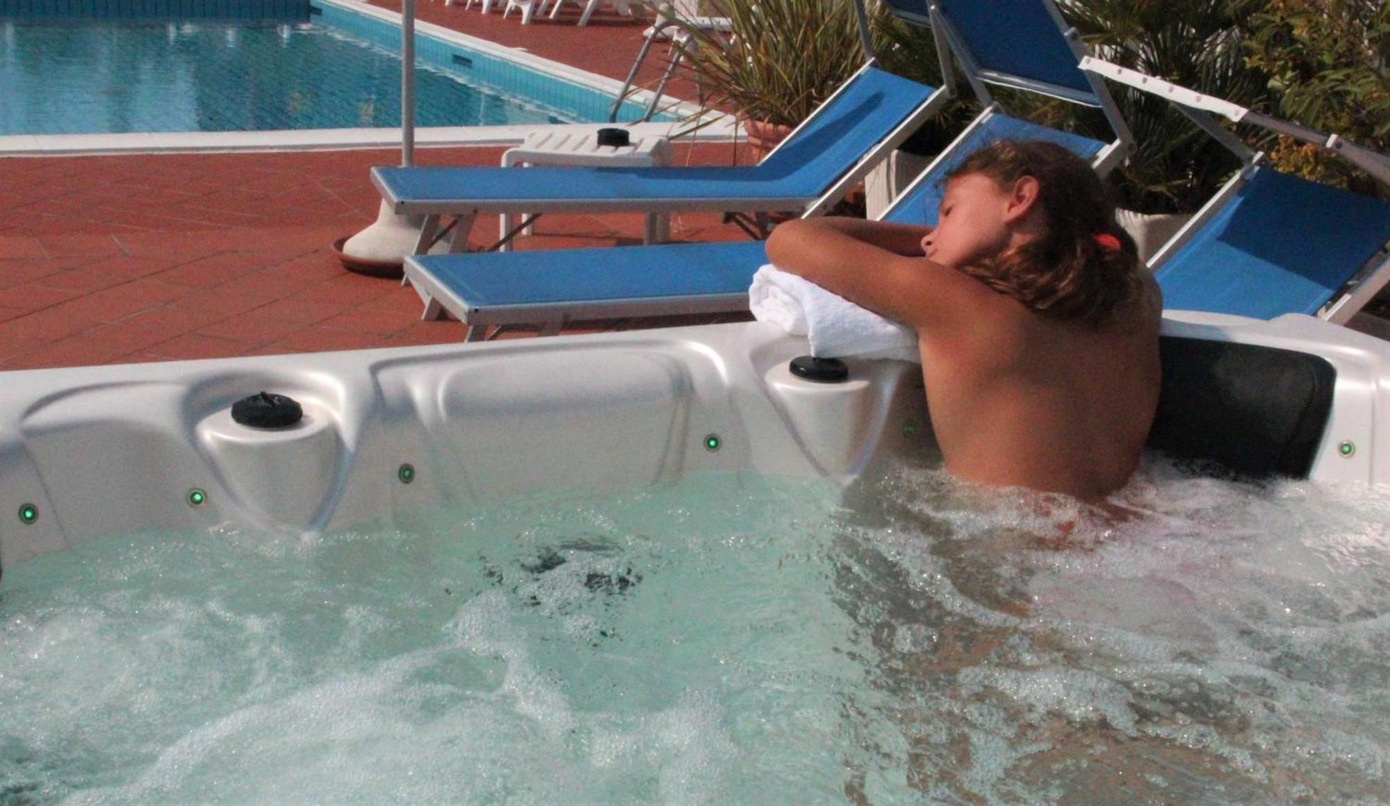 Hotel Conca Verde Lignano Sabbiadoro Bagian luar foto