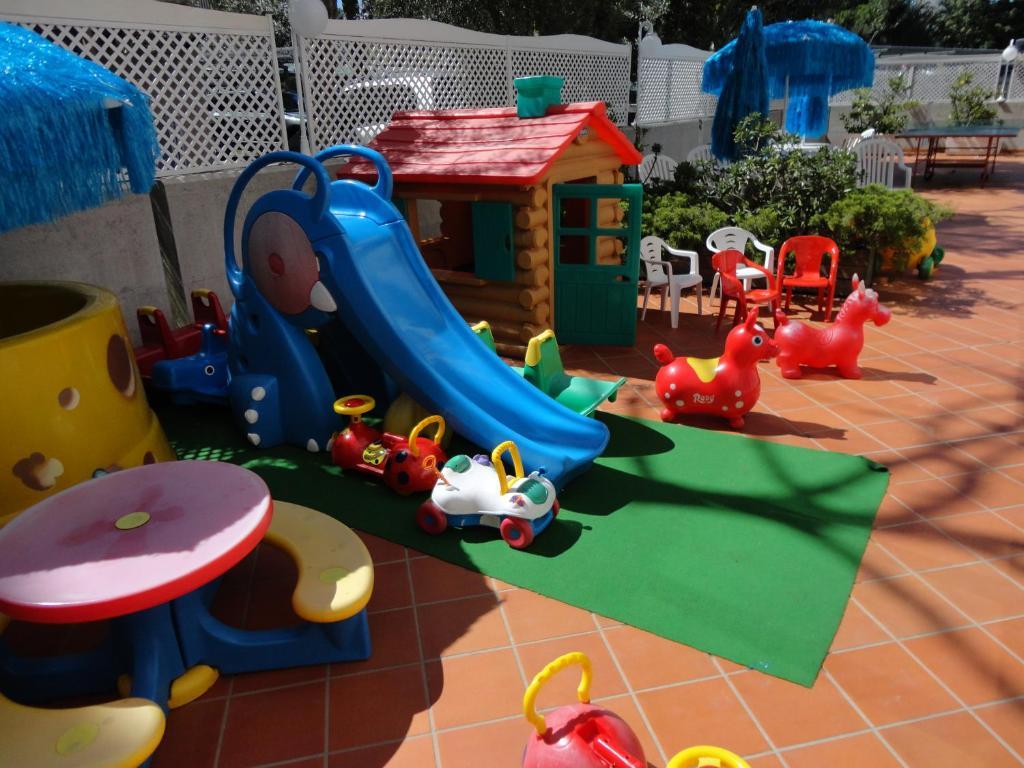 Hotel Conca Verde Lignano Sabbiadoro Bagian luar foto